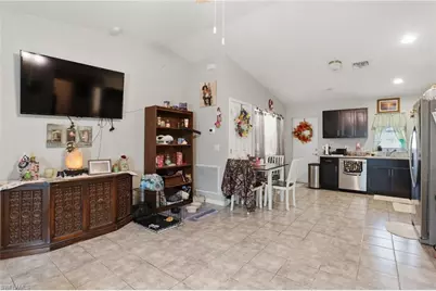 6031 N Moss Cir, Labelle, FL 33935 - Photo 5