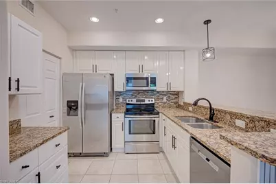 13150 Bella Casa Cir #2192, Fort Myers, FL 33966 - Photo 3