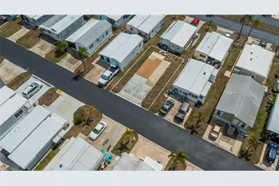 25 La Fonda Ln, North Fort Myers, FL 33903 - Photo 7