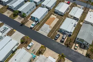 25 La Fonda Ln, North Fort Myers, FL 33903 - Photo 7