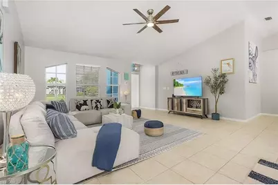 2705 SW 11th Pl, Cape Coral, FL 33914 - Photo 5