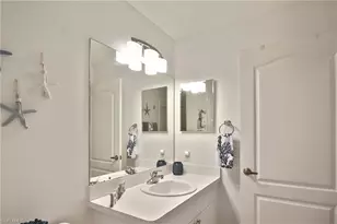 8066 Queen Palm Ln, Fort Myers, FL 33966 - Photo 33