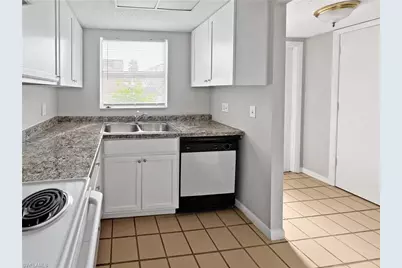 1123 SW 48th Ter #104, Cape Coral, FL 33914 - Photo 9