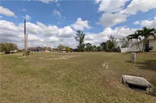 3317 NE 15th Pl, Cape Coral, FL 33909 - Photo 3