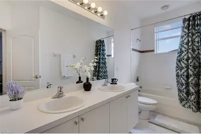 944 Golden Pond Ct, Cape Coral, FL 33909 - Photo 19