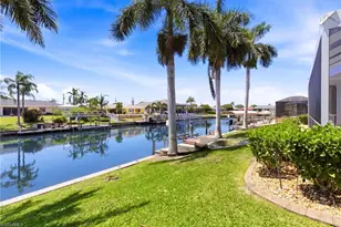 928 SE 33rd St, Cape Coral, FL 33904 - Photo 5