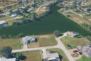 2010 NE 23rd Pl, Cape Coral, FL 33909 - Photo 3