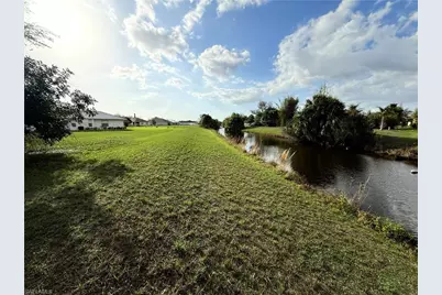 335 Vitorio St, Punta Gorda, FL 33983 - Photo 7