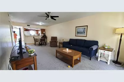 2100 Barkeley Ln #19, Fort Myers, FL 33907 - Photo 5