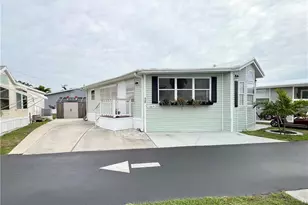 11019 Sunglow Ln, Fort Myers, FL 33908 - Photo 23