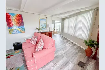 11019 Sunglow Ln, Fort Myers, FL 33908 - Photo 5