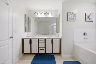 1112 SW 9th Ct, Cape Coral, FL 33991 - Photo 21