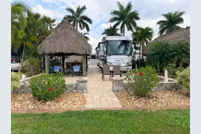 5222 Pineland Daisy Trl, Fort Myers, FL 33905 - Photo 11