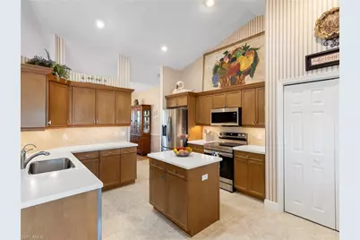 15567 Caloosa Creek Cir, Fort Myers, FL 33908 - Photo 11