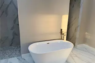 2 NE 3rd Ln, Cape Coral, FL 33909 - Photo 19