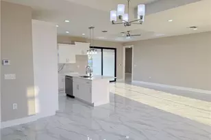 2 NE 3rd Ln, Cape Coral, FL 33909 - Photo 17