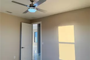 2 NE 3rd Ln, Cape Coral, FL 33909 - Photo 27