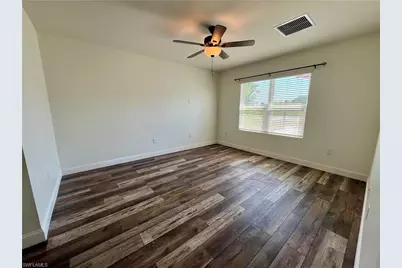 10293 Silver Pond Ln, Lehigh Acres, FL 33936 - Photo 27