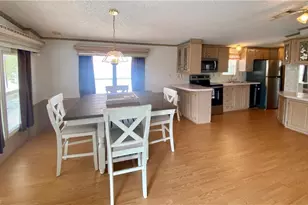 172 Vista Mar Dr, North Fort Myers, FL 33903 - Photo 7