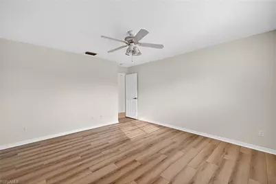 1023 SE 18th Ave, Cape Coral, FL 33990 - Photo 13