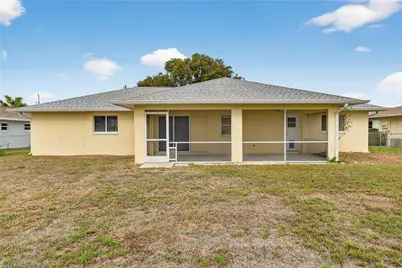 1023 SE 18th Ave, Cape Coral, FL 33990 - Photo 25