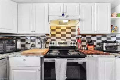 3935 Country Club Blvd #17, Cape Coral, FL 33904 - Photo 7