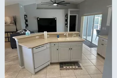 1804 NW 20th Pl, Cape Coral, FL 33993 - Photo 9