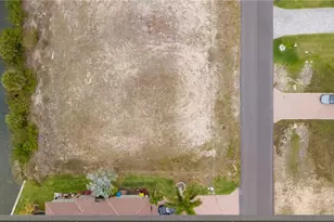 2718 SW 10th Ave, Cape Coral, FL 33914 - Photo 11