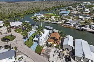 3932 Phoenix Dr, Saint James City, FL 33956 - Photo 17