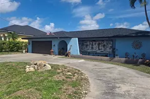 419 Avalon Dr, Cape Coral, FL 33904 - Photo 5