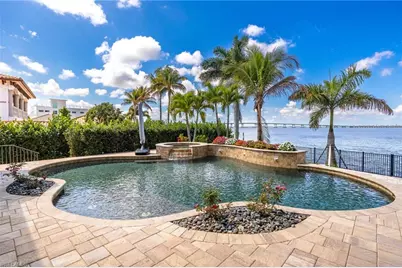 3944 W Riverside Dr, Fort Myers, FL 33901 - Photo 47