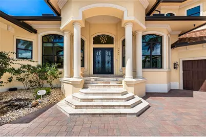 3944 W Riverside Dr, Fort Myers, FL 33901 - Photo 3