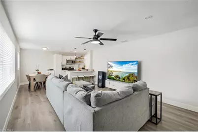 942 Narcissus St, North Fort Myers, FL 33903 - Photo 5