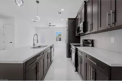 105 E 9th St, Lehigh Acres, FL 33972 - Photo 15