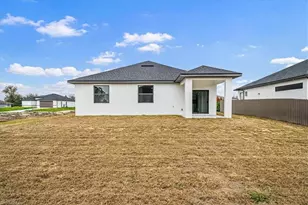 3813 25th St SW, Lehigh Acres, FL 33976 - Photo 29