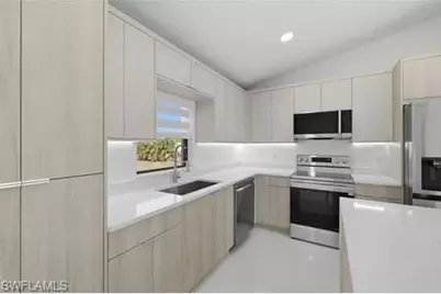 1923 NE 33rd St, Cape Coral, FL 33909 - Photo 11