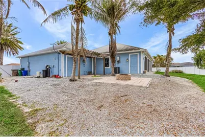 4438 NE 11th Pl, Cape Coral, FL 33909 - Photo 3