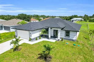 172 Pembroke St, Lehigh Acres, FL 33974 - Photo 5
