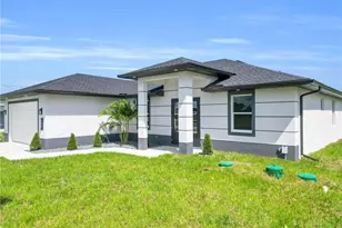 172 Pembroke St, Lehigh Acres, FL 33974 - Photo 3