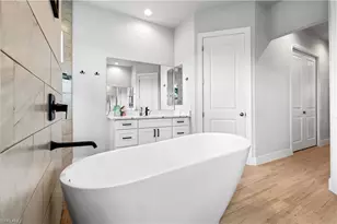 2325 SW 28th Terrace, Cape Coral, FL 33914 - Photo 25