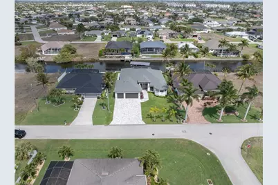 2325 SW 28th Ter, Cape Coral, FL 33914 - Photo 43