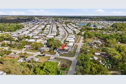 1870 Queen Ct, North Fort Myers, FL 33917 - Photo 3