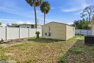 1870 Queen Ct, North Fort Myers, FL 33917 - Photo 23