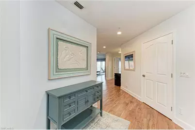 14813 Laguna Dr #401, Fort Myers, FL 33908 - Photo 9