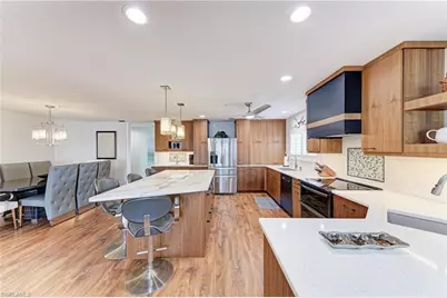 14813 Laguna Dr #401, Fort Myers, FL 33908 - Photo 11