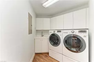 14813 Laguna Dr, Fort Myers, FL 33908 - Photo 39