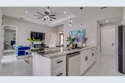 4211 10th St SW, Lehigh Acres, FL 33976 - Photo 7