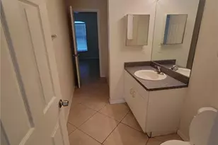 3733 Kitty Hawk Dr, Fort Myers, FL 33905 - Photo 9