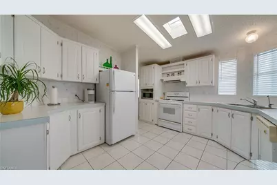 511 Horizon Dr, North Fort Myers, FL 33903 - Photo 3