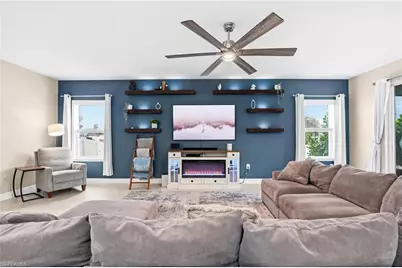 512 NW 4th St, Cape Coral, FL 33993 - Photo 9